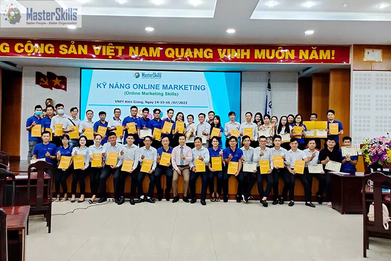Kỹ Năng Online Marketing