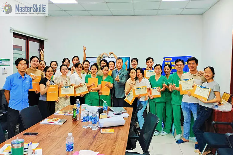 Phát Triển Kỹ Năng Lãnh Đạo