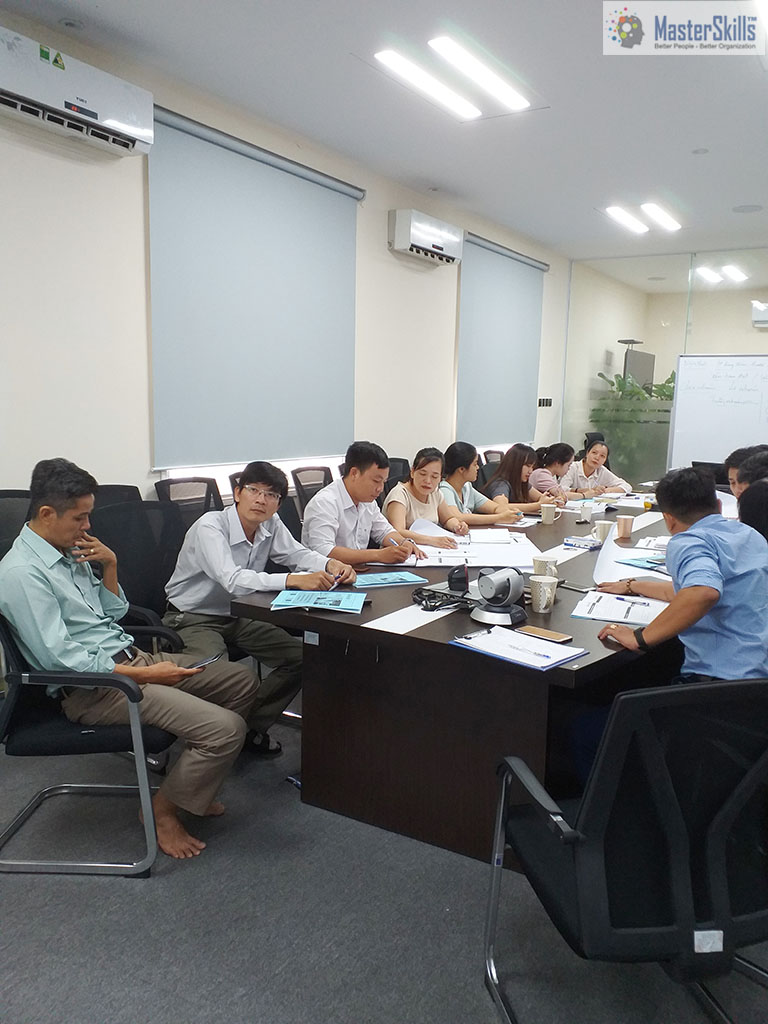 hình lớp học